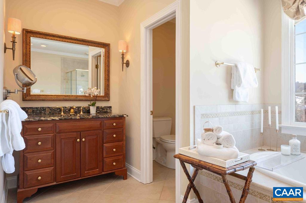 THE ROCKS - Residential