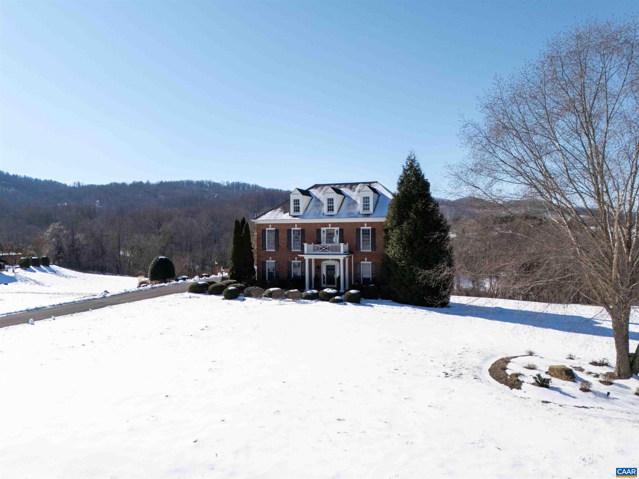 THE ROCKS - Residential