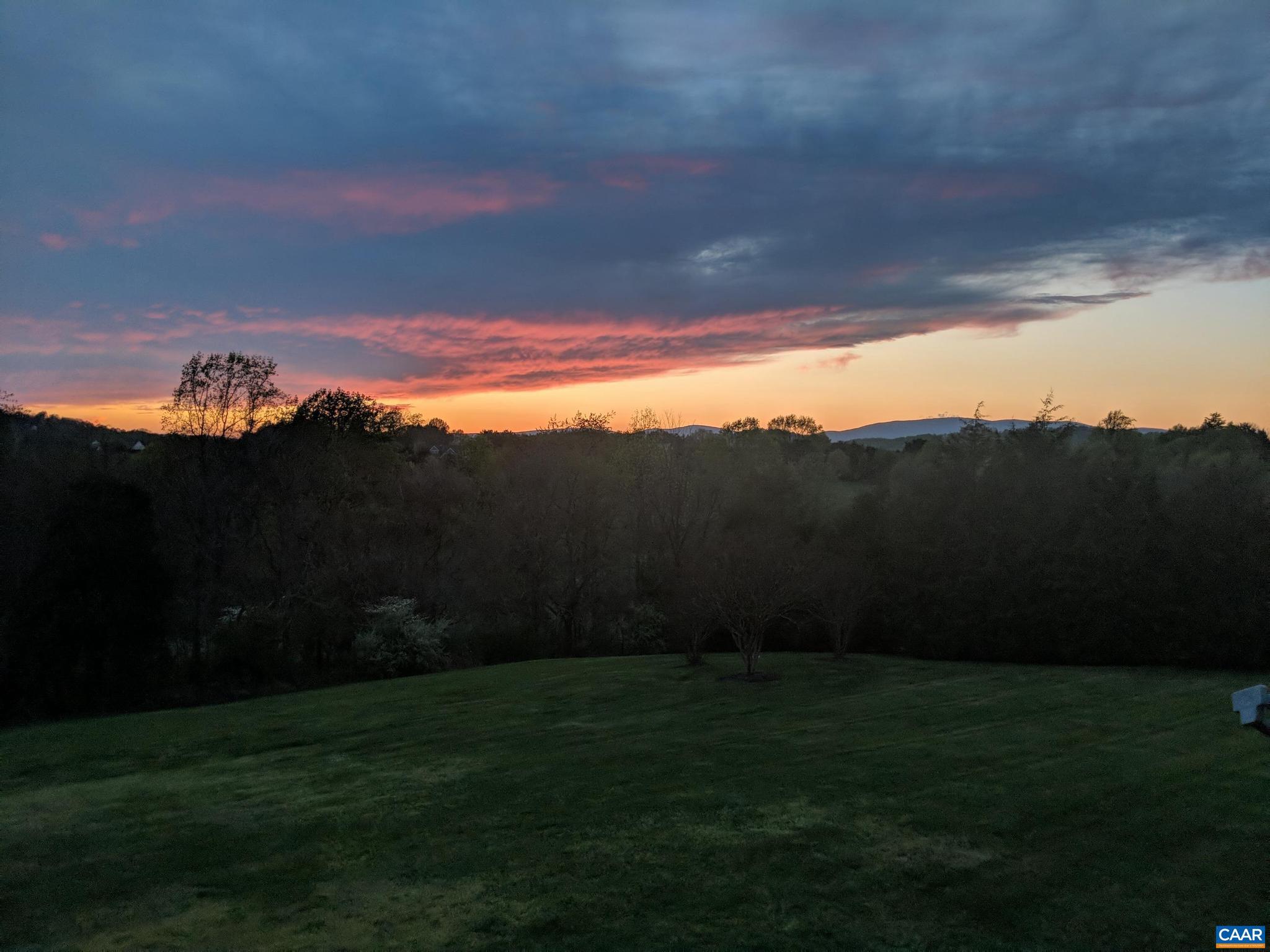 THE ROCKS - Residential