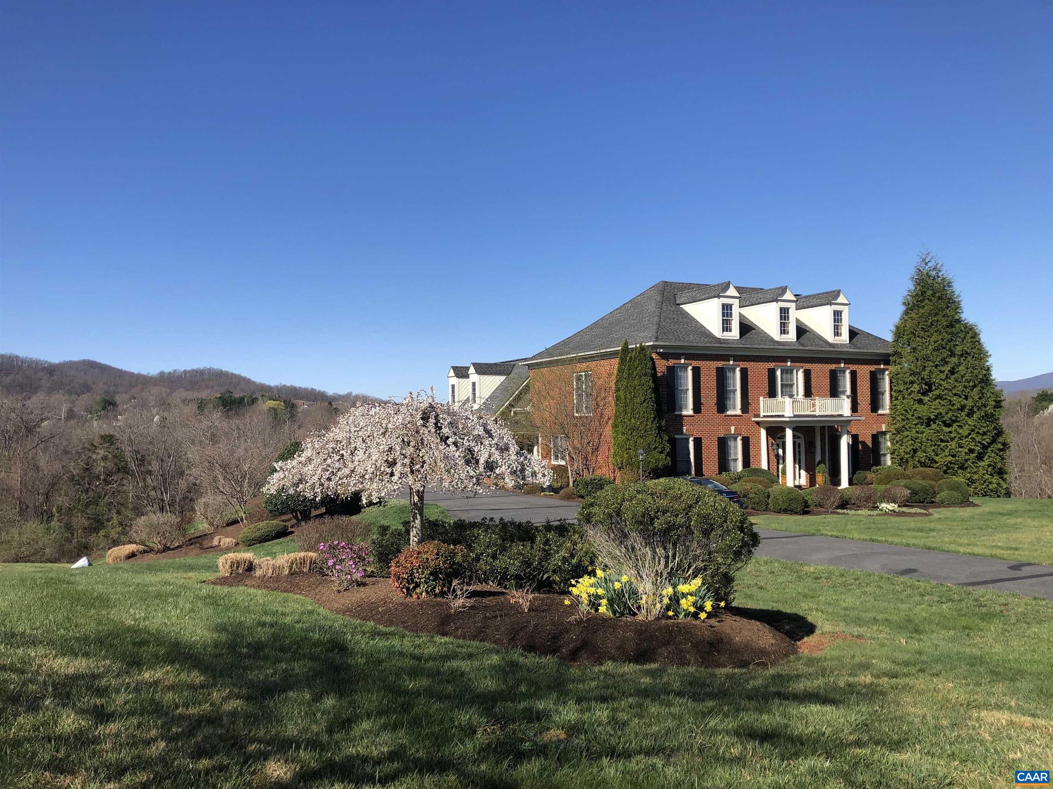 THE ROCKS - Residential