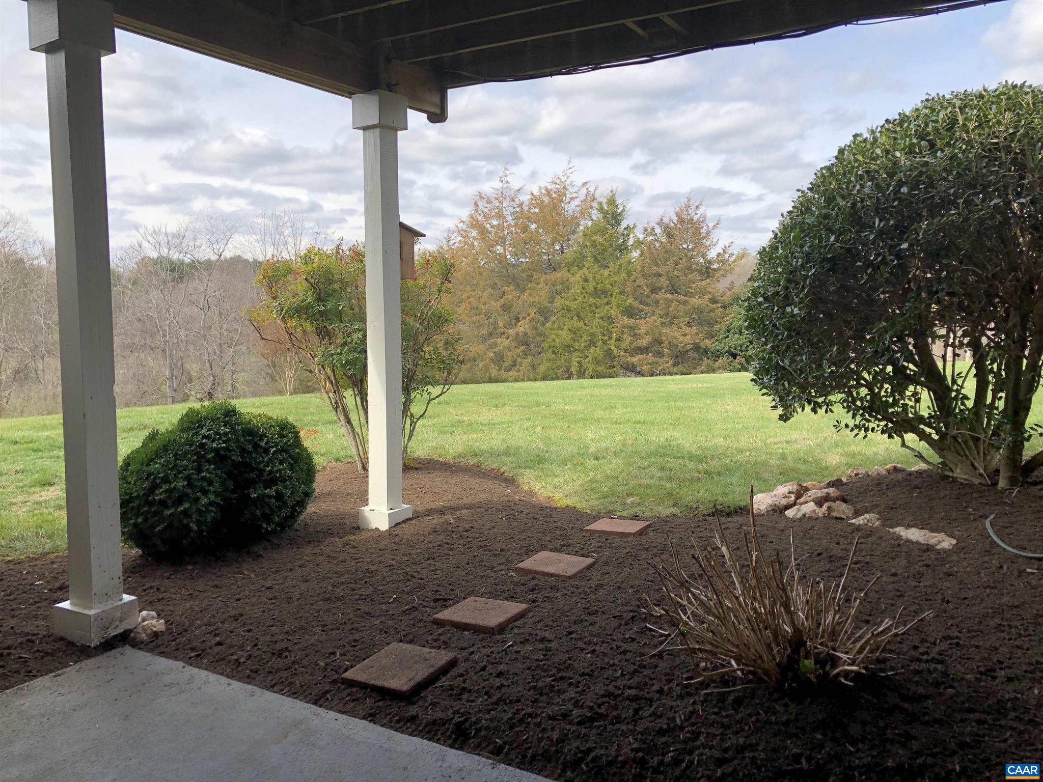 THE ROCKS - Residential