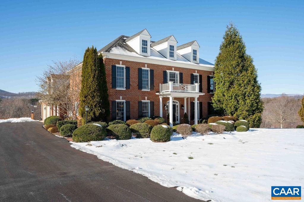 THE ROCKS - Residential