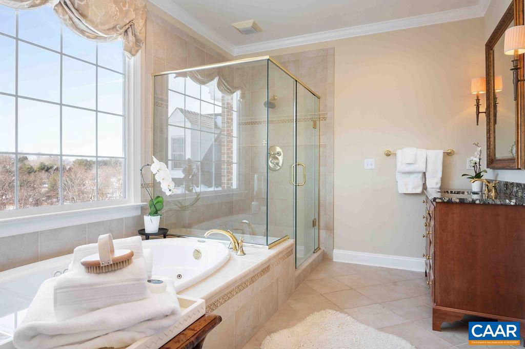 THE ROCKS - Residential