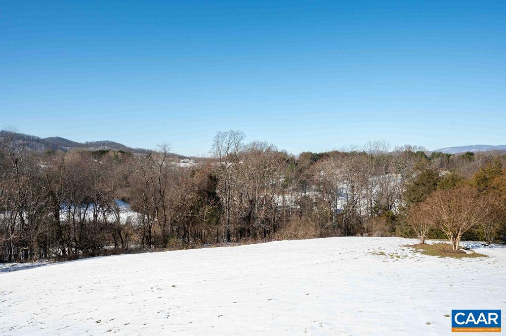 THE ROCKS - Residential