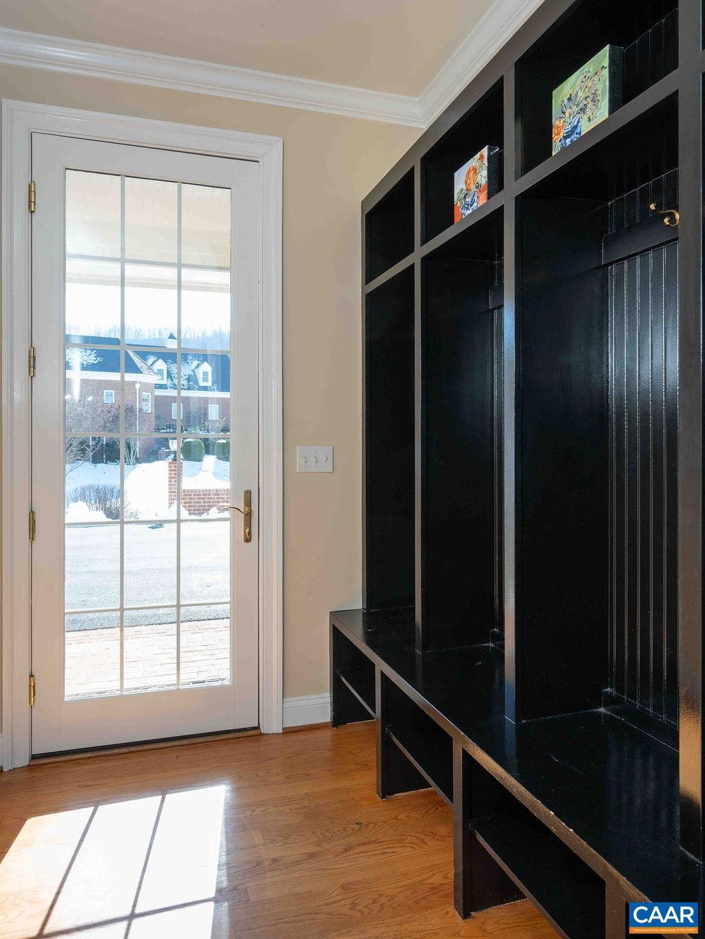 THE ROCKS - Residential