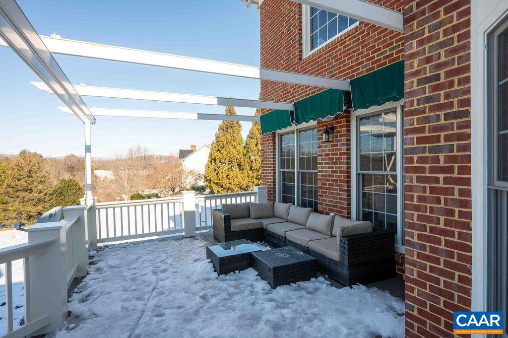 THE ROCKS - Residential