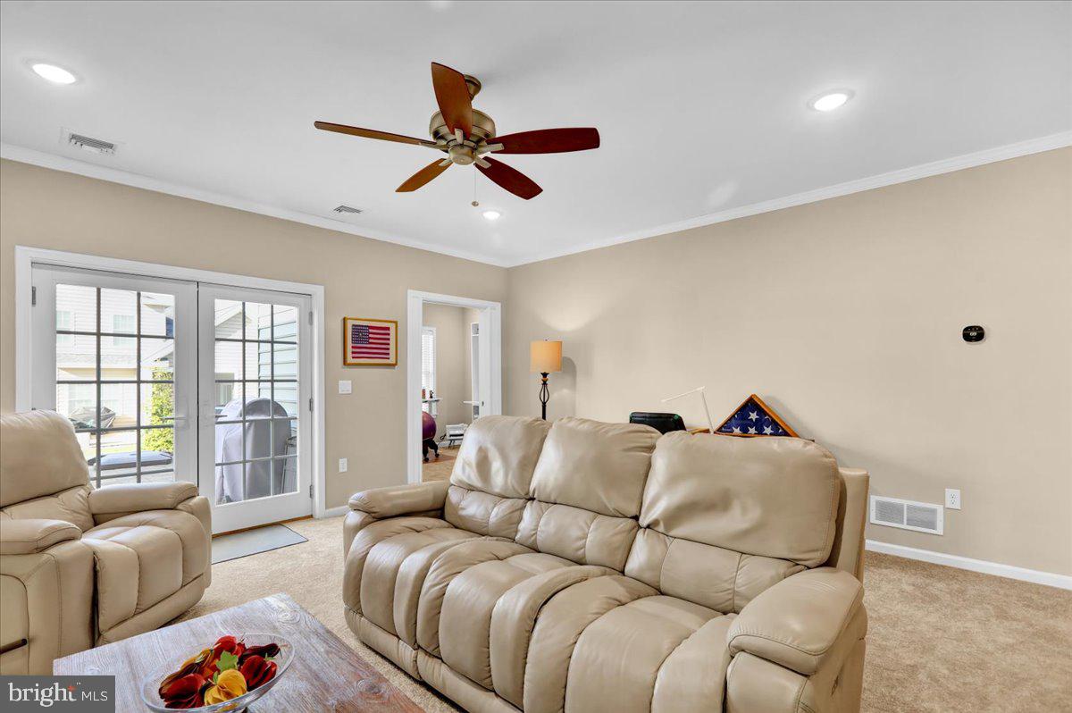 TRADITIONS OF AMERICA AT LITITZ - Residential