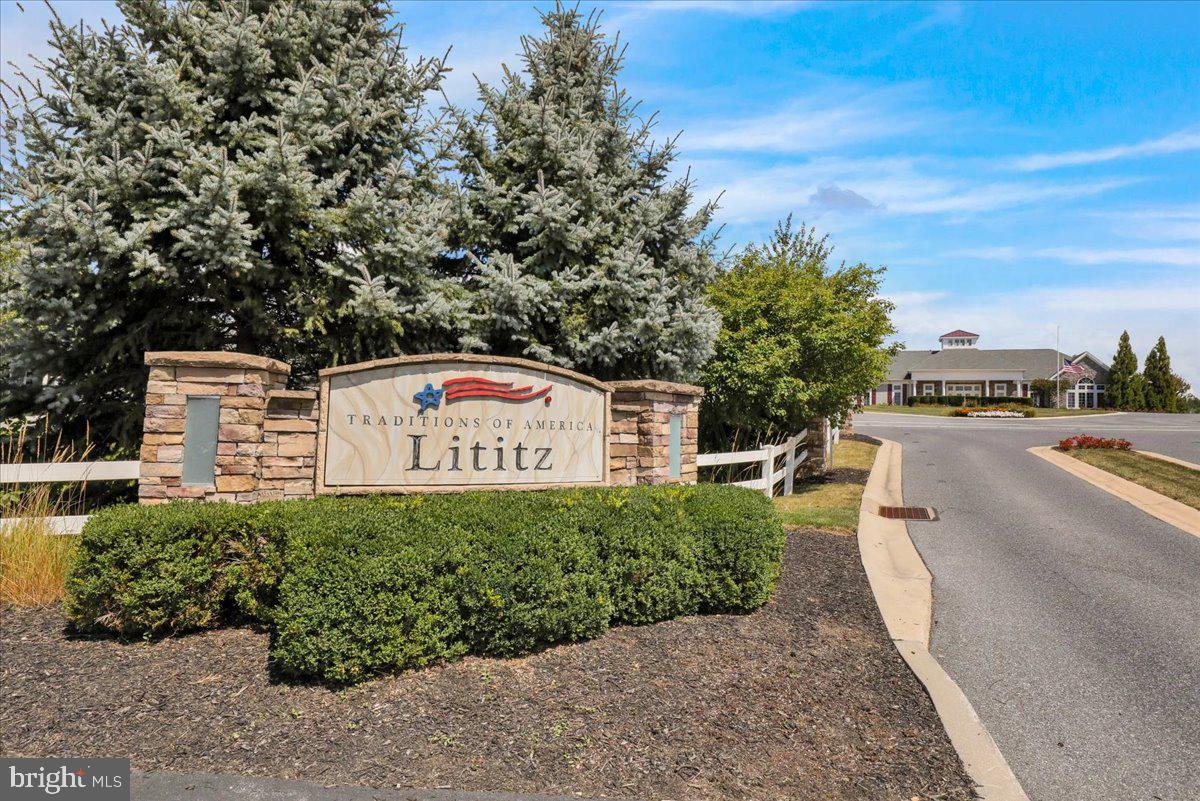 TRADITIONS OF AMERICA AT LITITZ - Residential