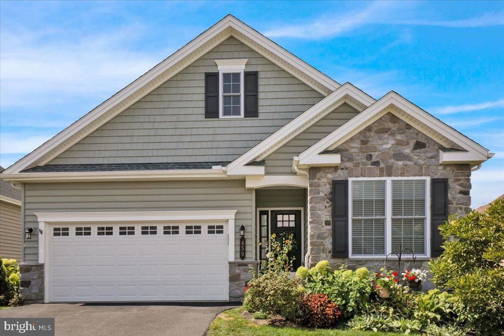 Photo of 459 Valor Drive, LITITZ, PA 17543 (MLS # PALA2082464)