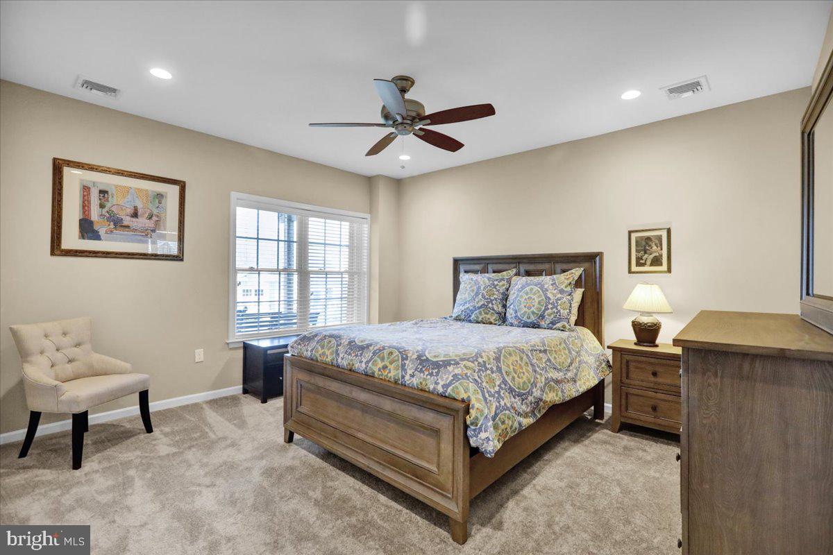 TRADITIONS OF AMERICA AT LITITZ - Residential