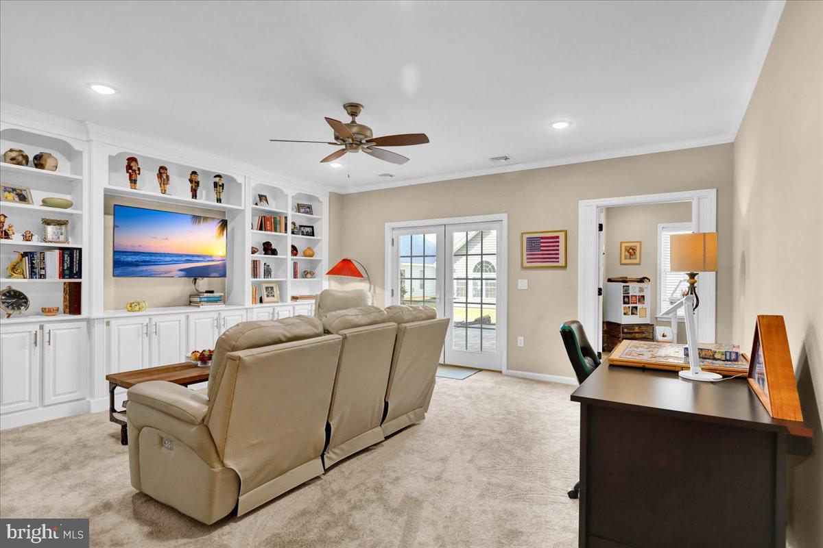 TRADITIONS OF AMERICA AT LITITZ - Residential