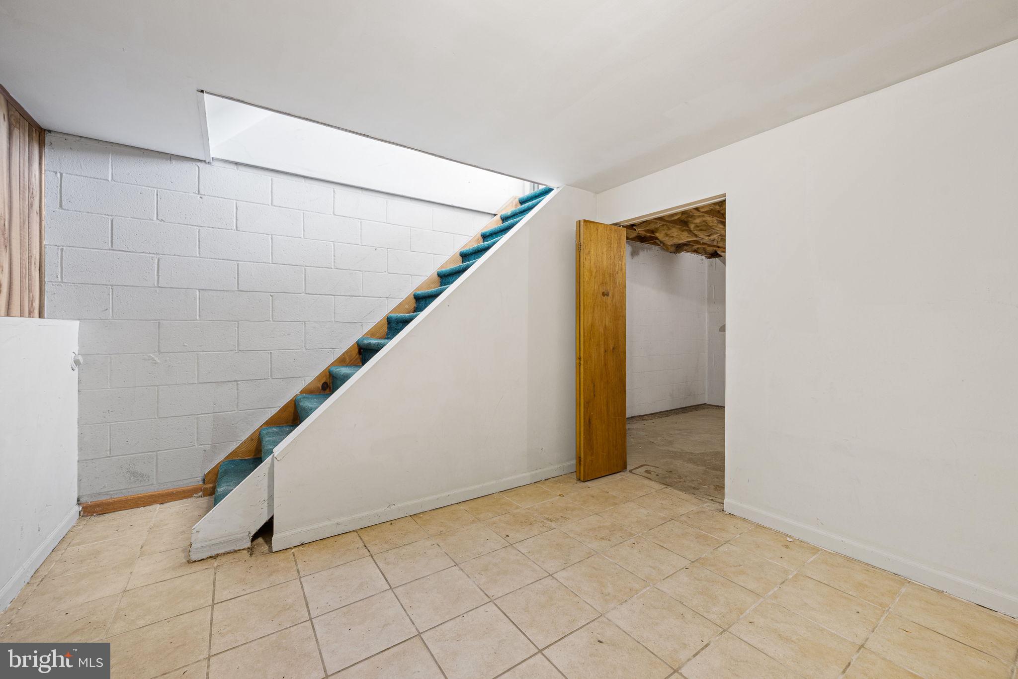 STRASBURG - Residential