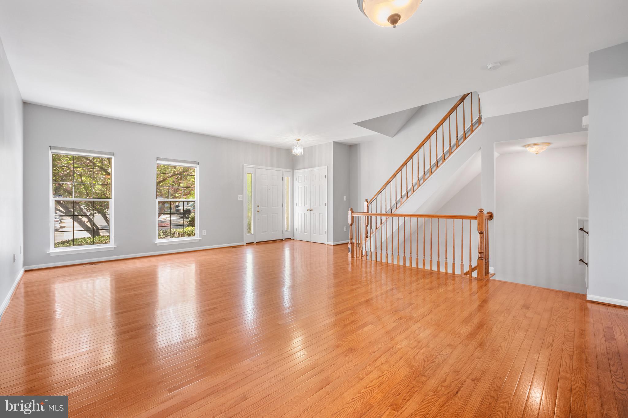 ISLAND CREEK - Residential