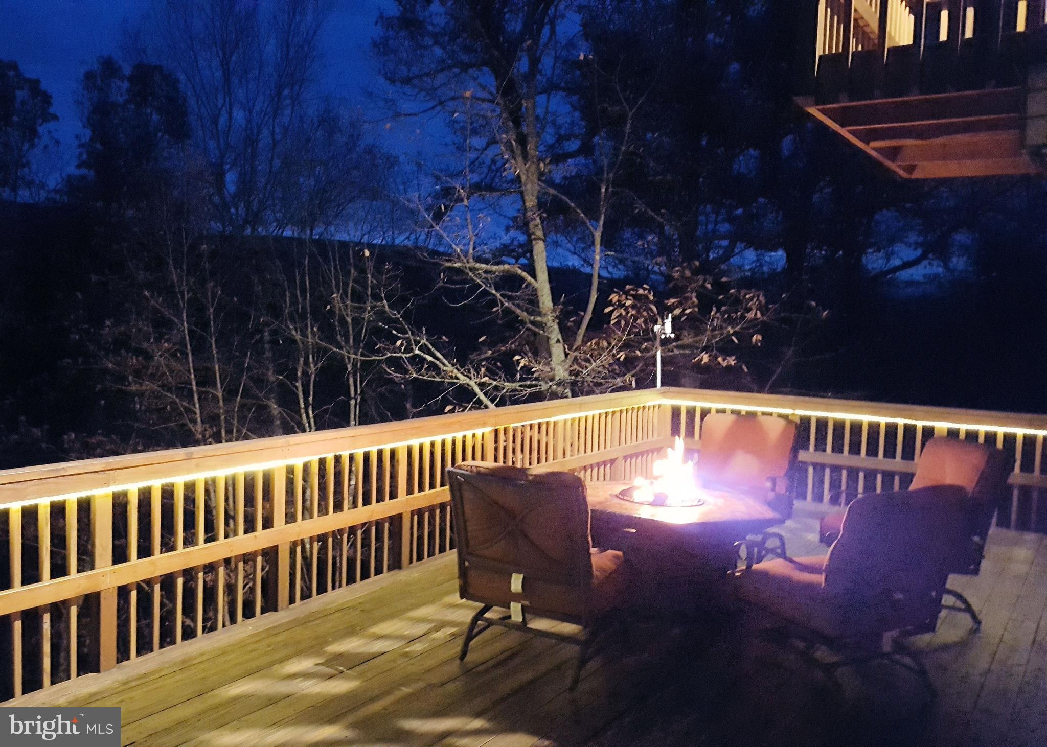 RIVER RIDGE - Residential