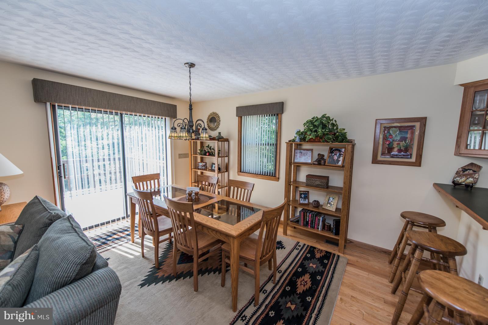 RIVER RIDGE - Residential