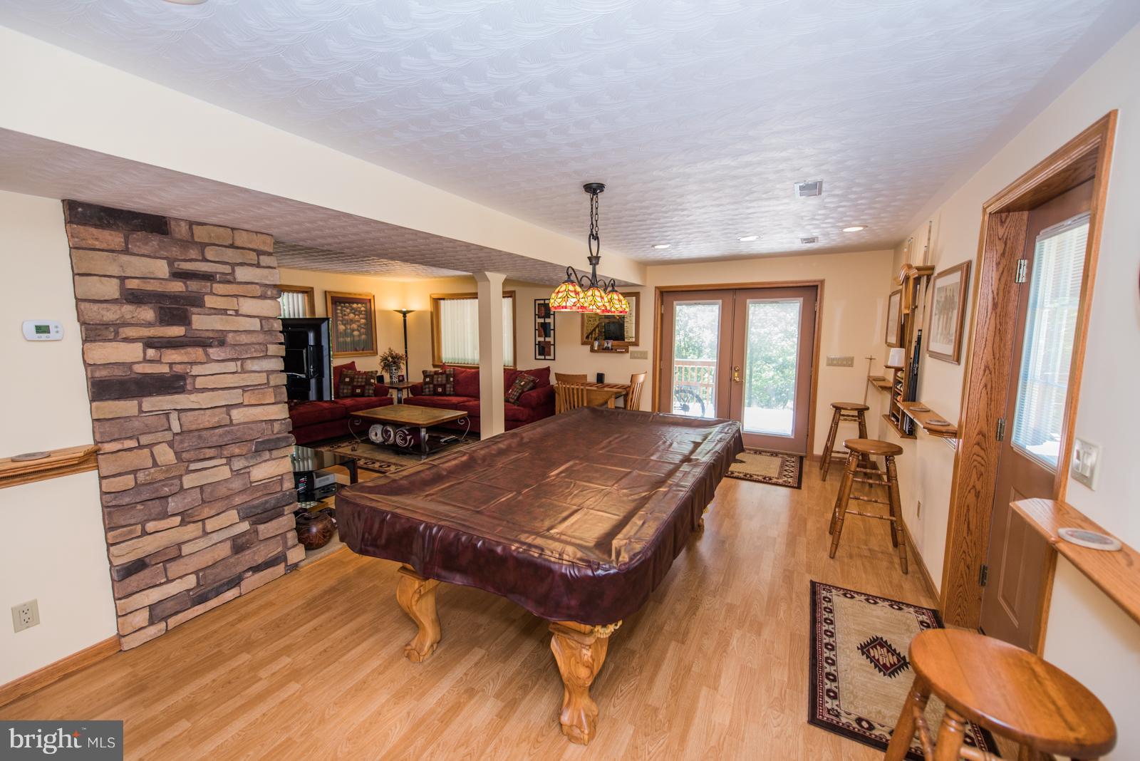 RIVER RIDGE - Residential