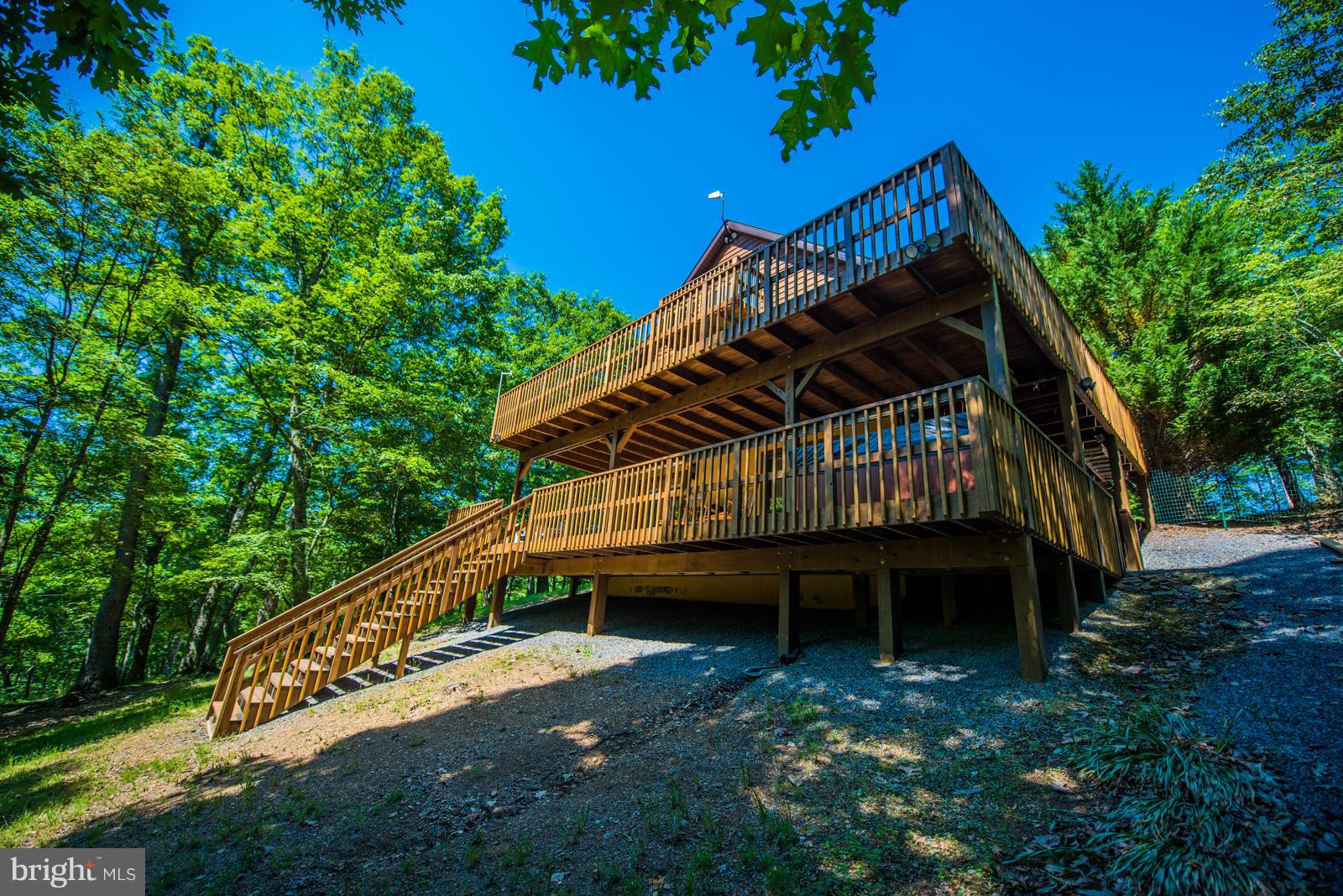 RIVER RIDGE - Residential