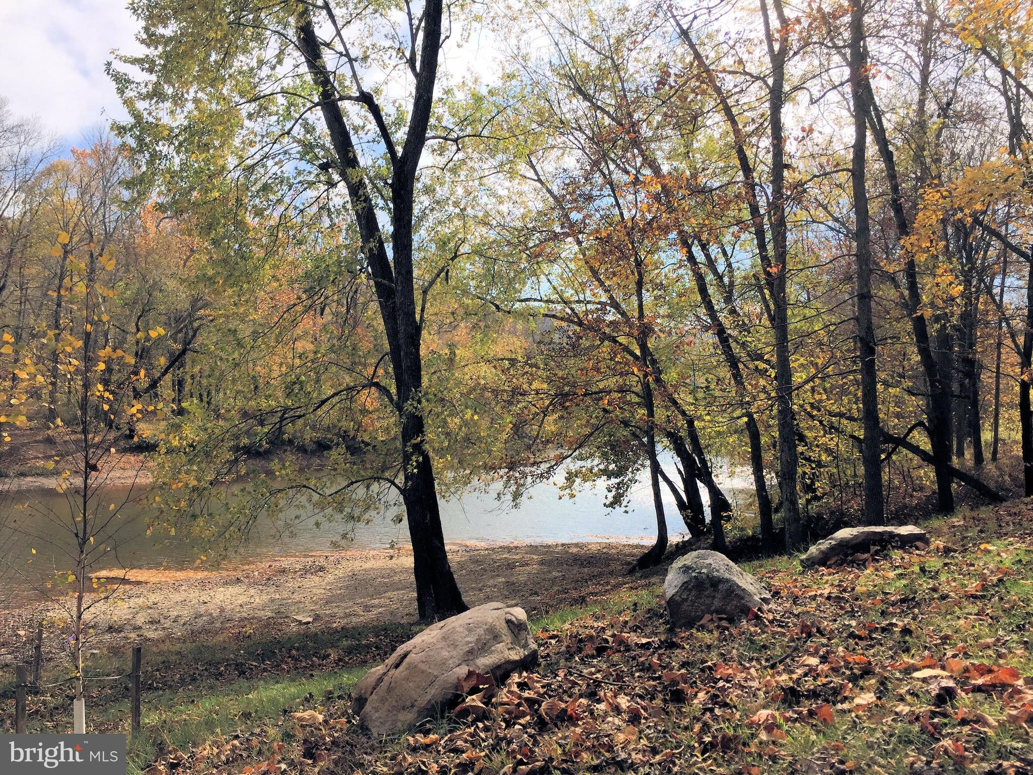 RIVER RIDGE - Residential