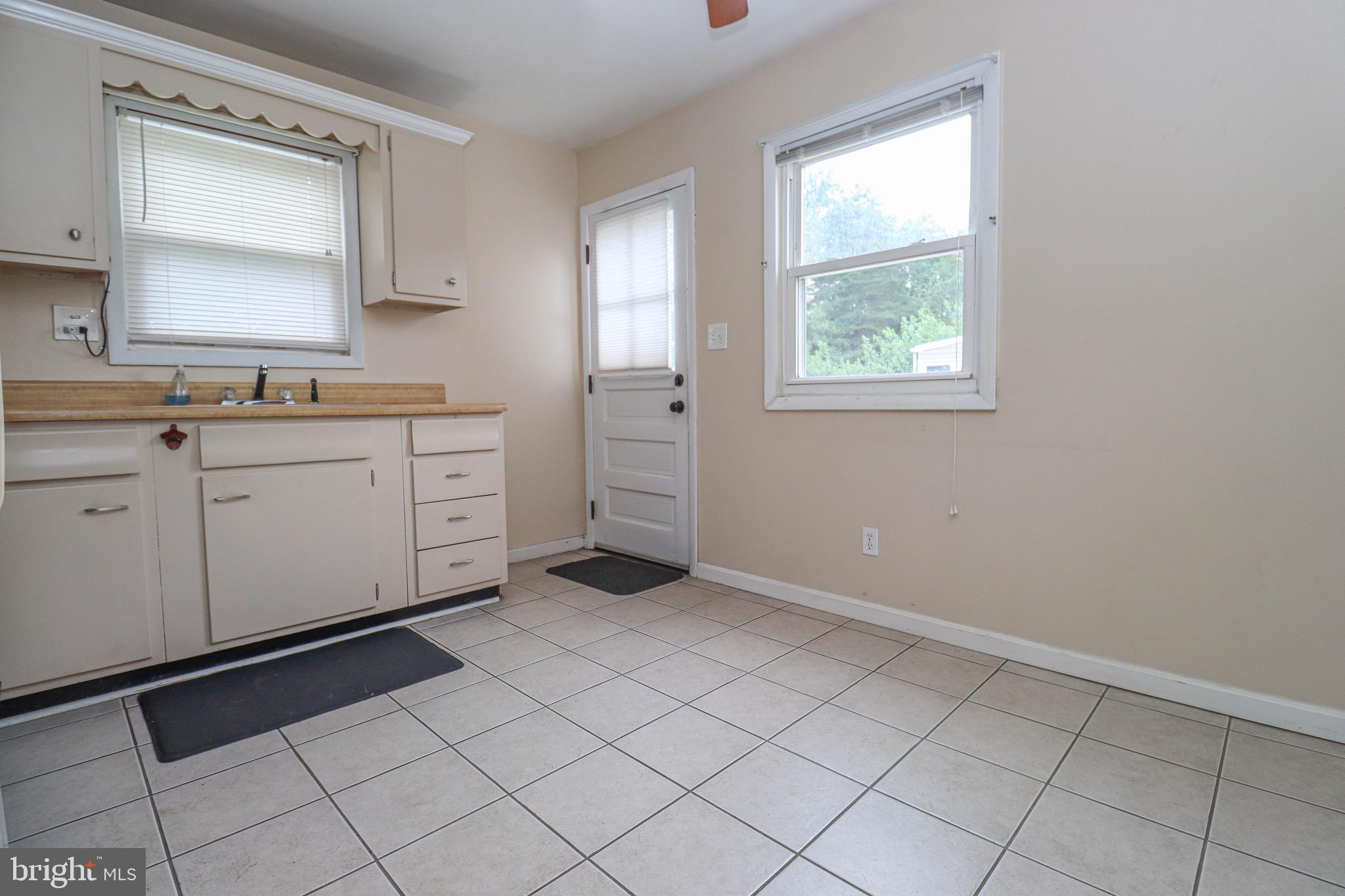 LONGCROSS HOMES - Residential