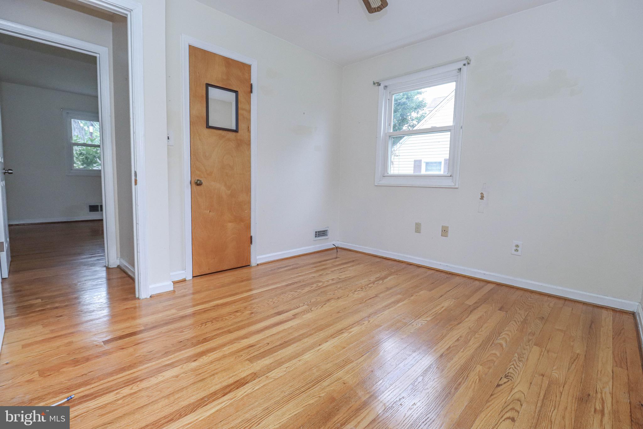 LONGCROSS HOMES - Residential