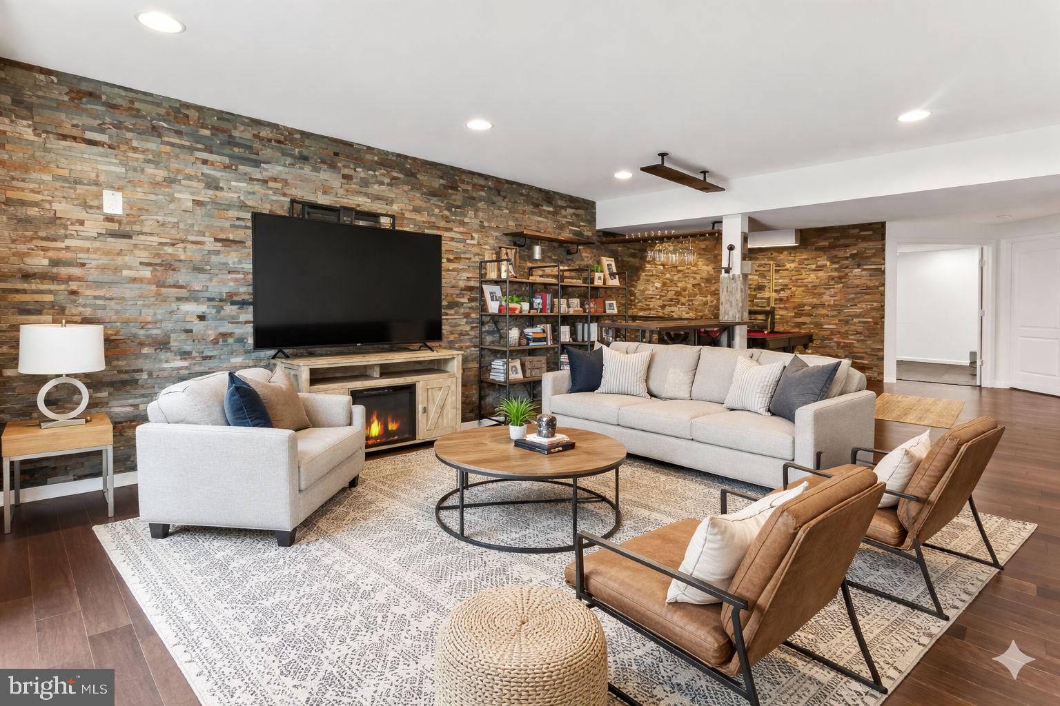 ELYSIAN HEIGHTS - Residential