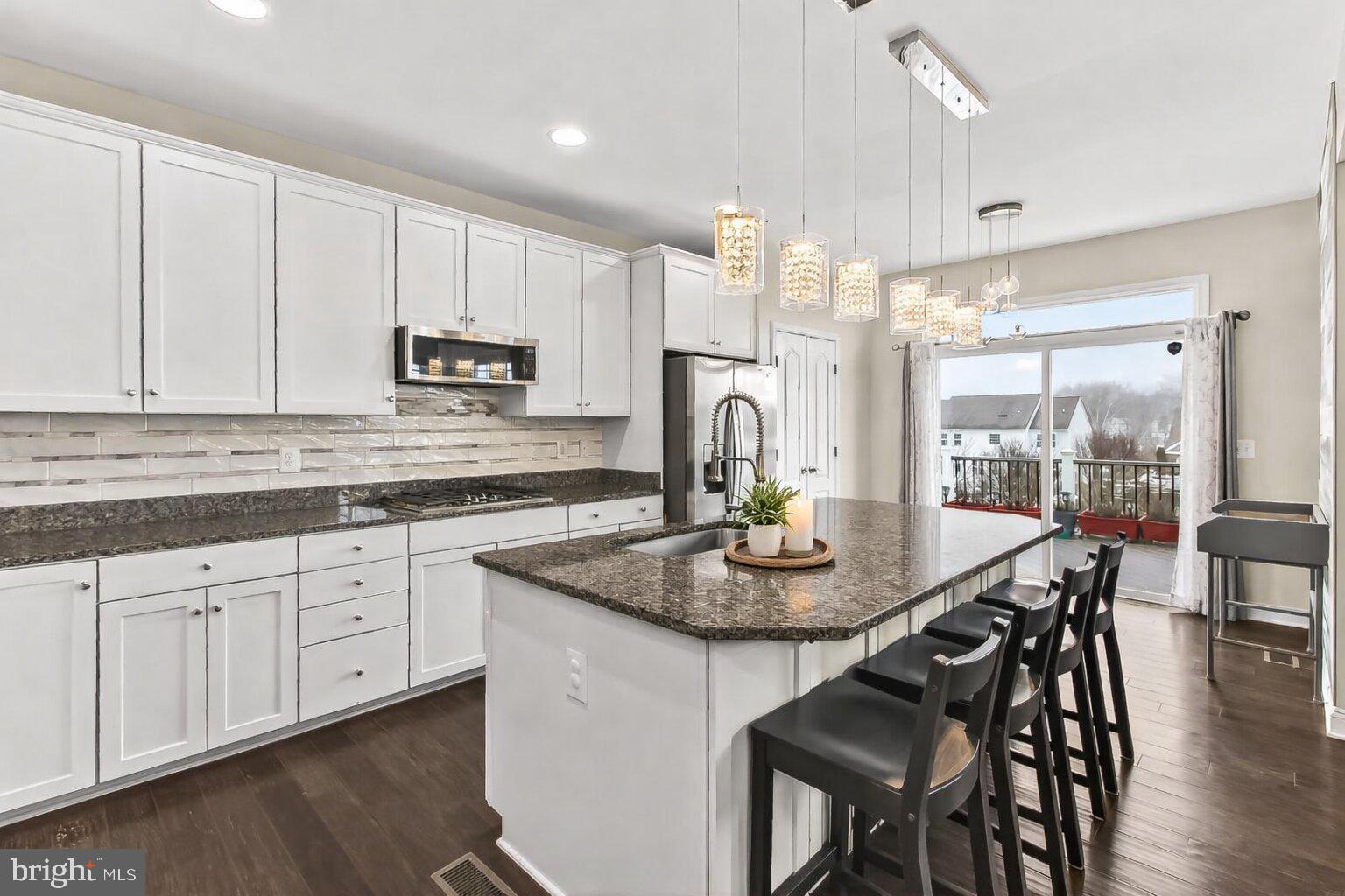 ELYSIAN HEIGHTS - Residential