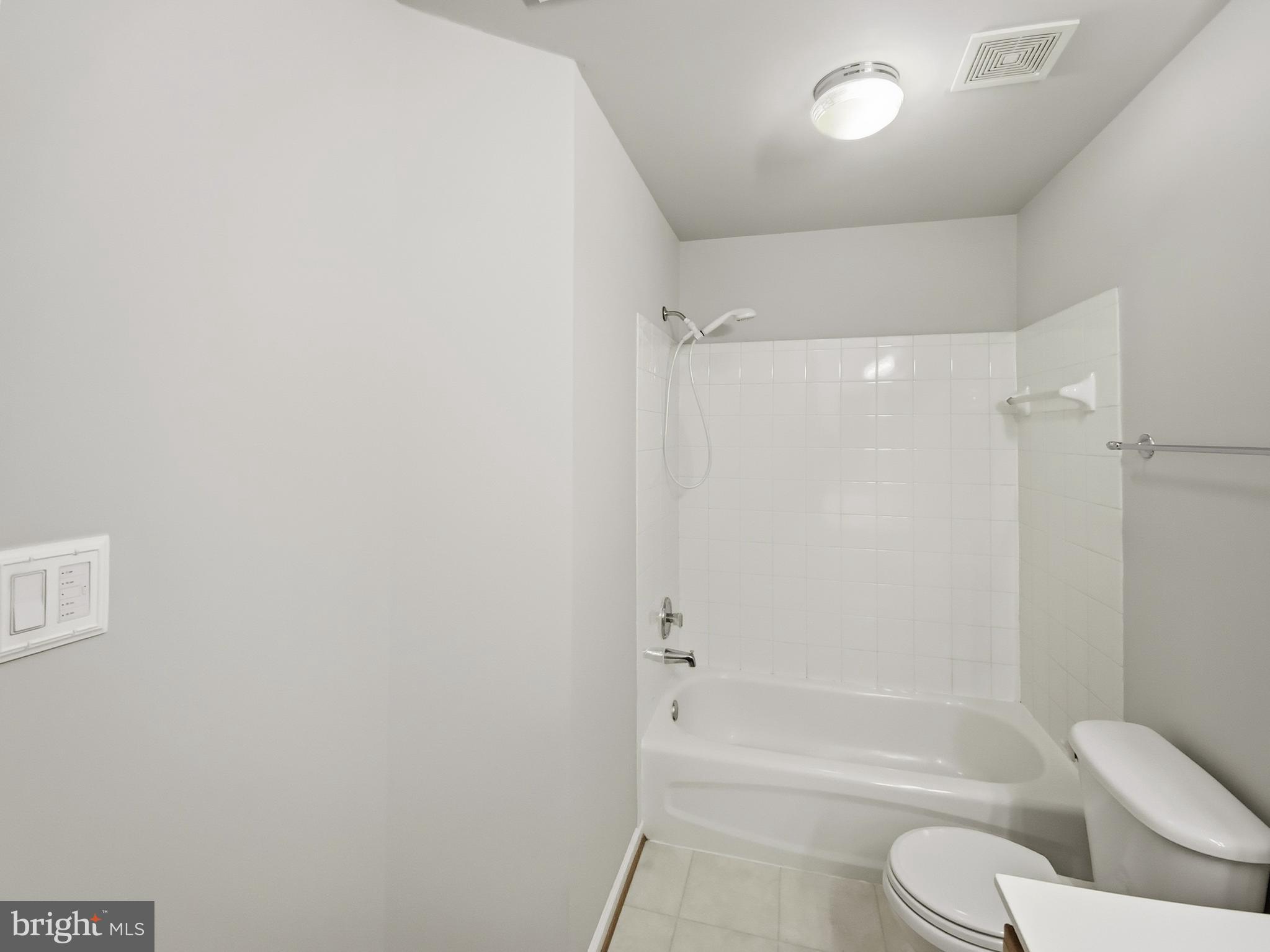 STAFFORD LAKES VILLAGE - Residential