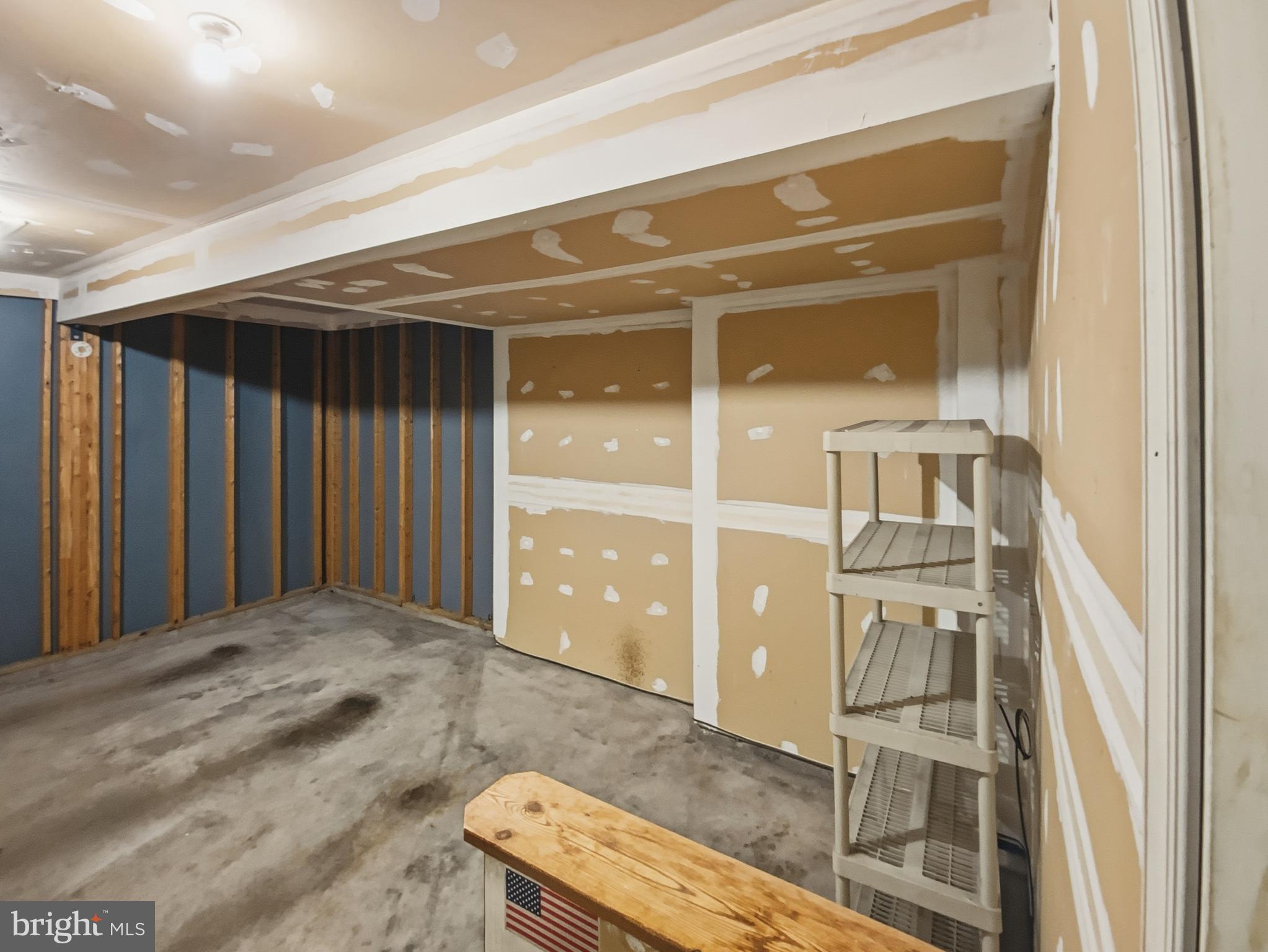 STAFFORD LAKES VILLAGE - Residential