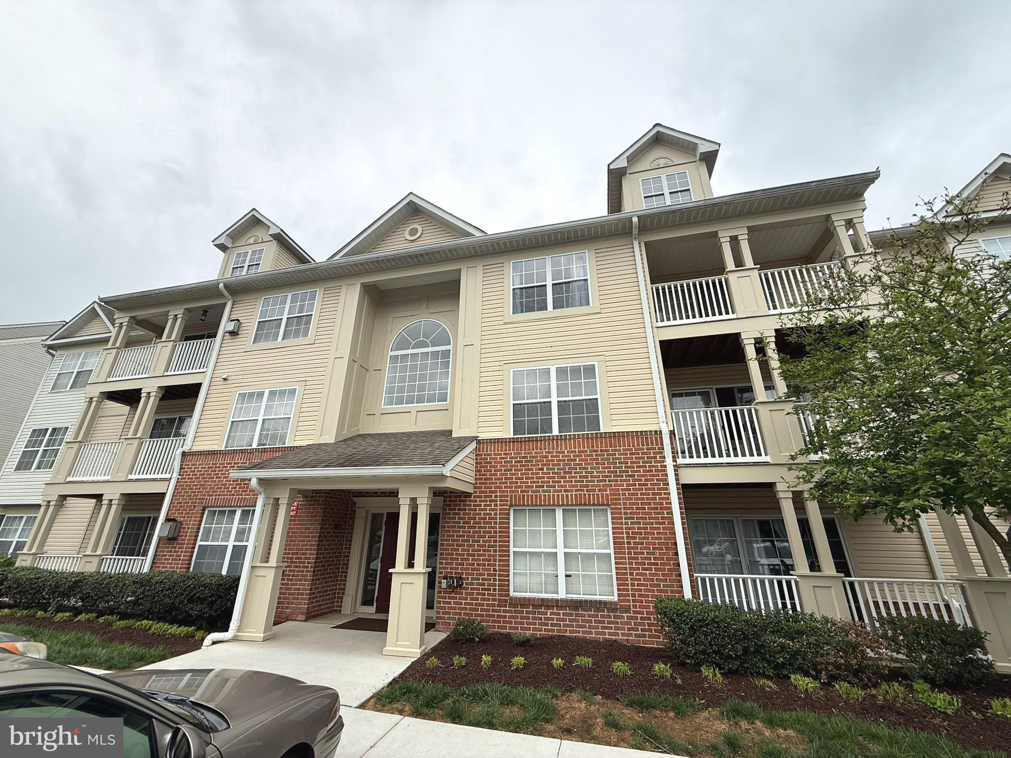 SPRING RIDGE - Residential Lease