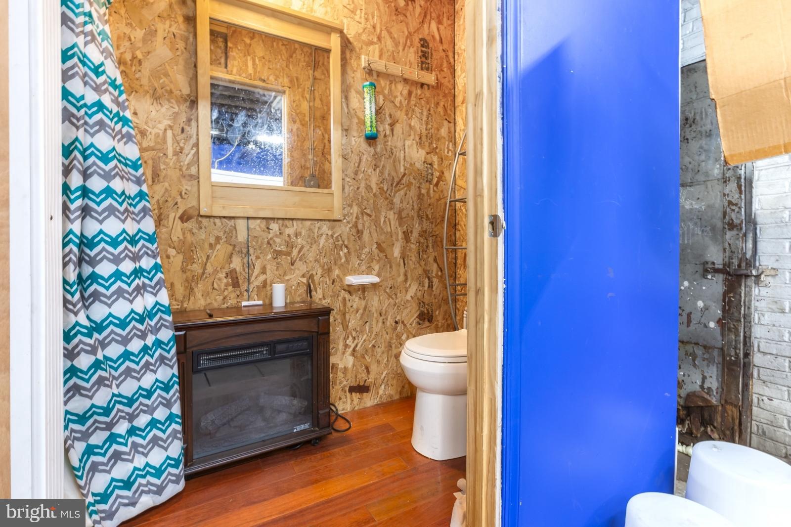 2815 N MASCHER STREET 17 1F