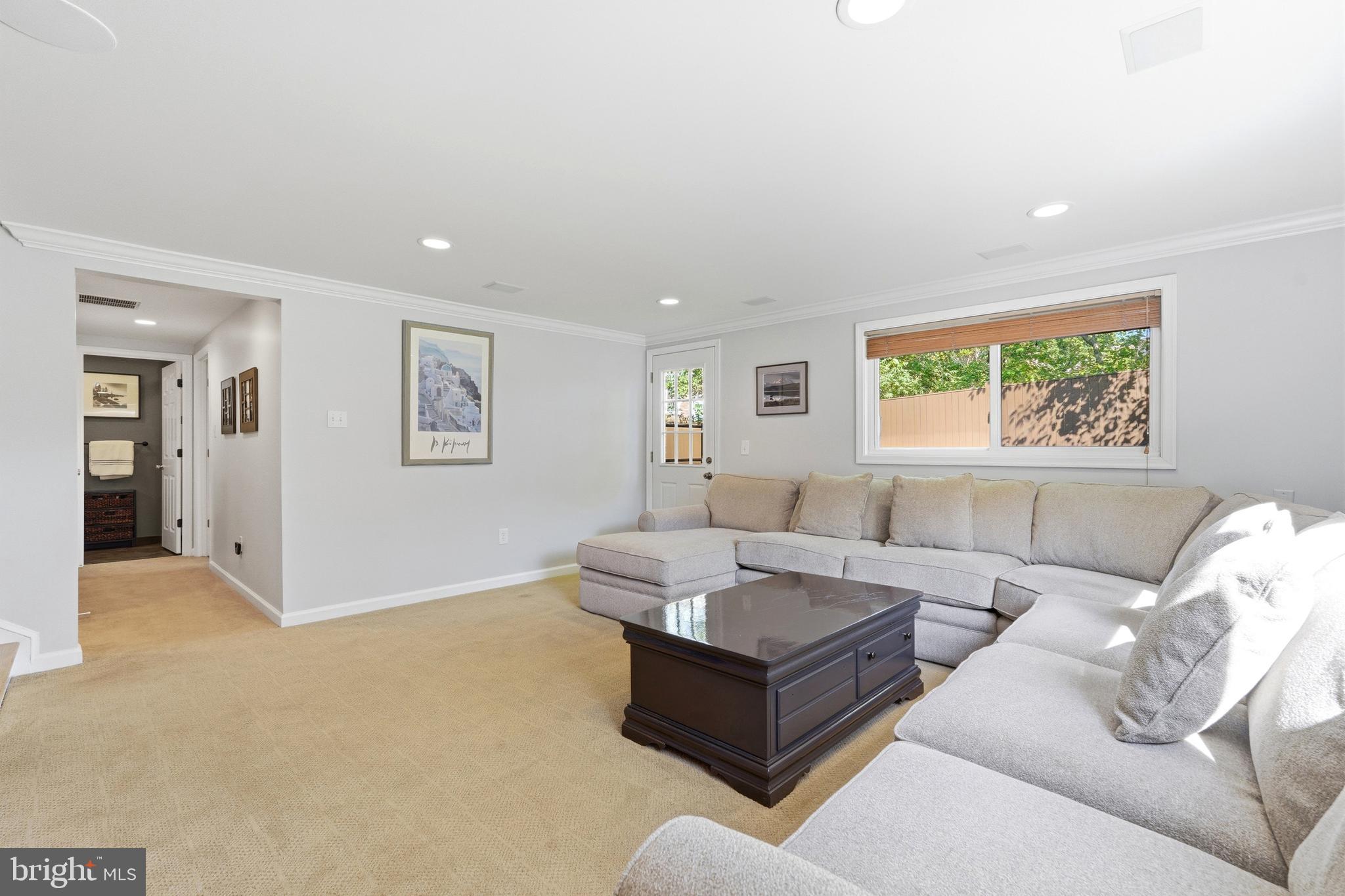PLYERS MILL ESTATES - Residential