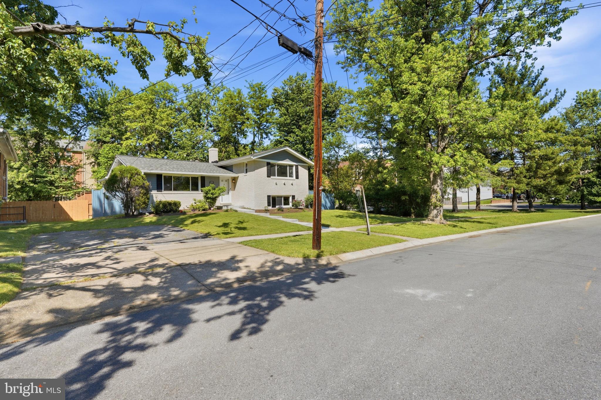 PLYERS MILL ESTATES - Residential