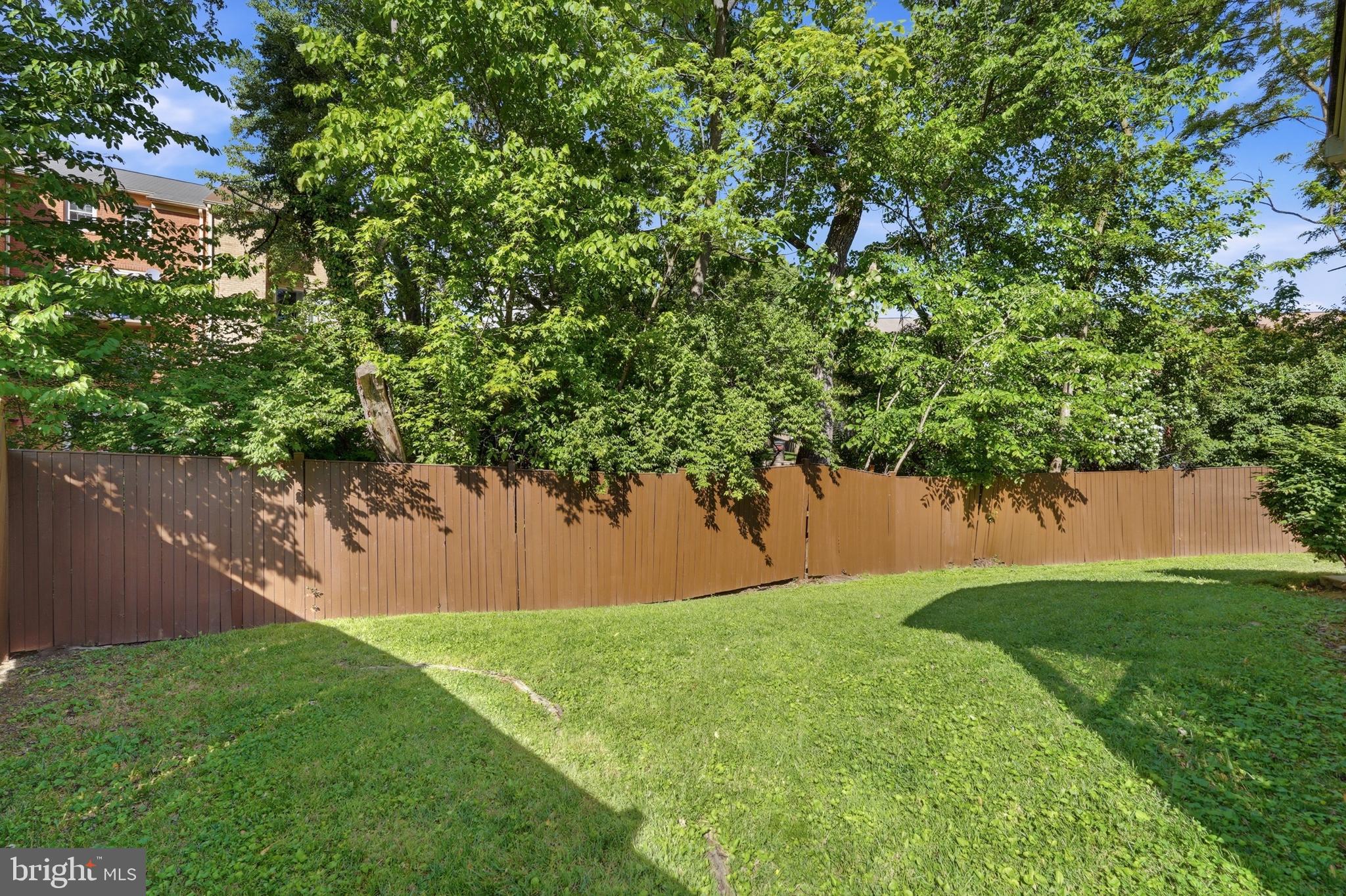PLYERS MILL ESTATES - Residential