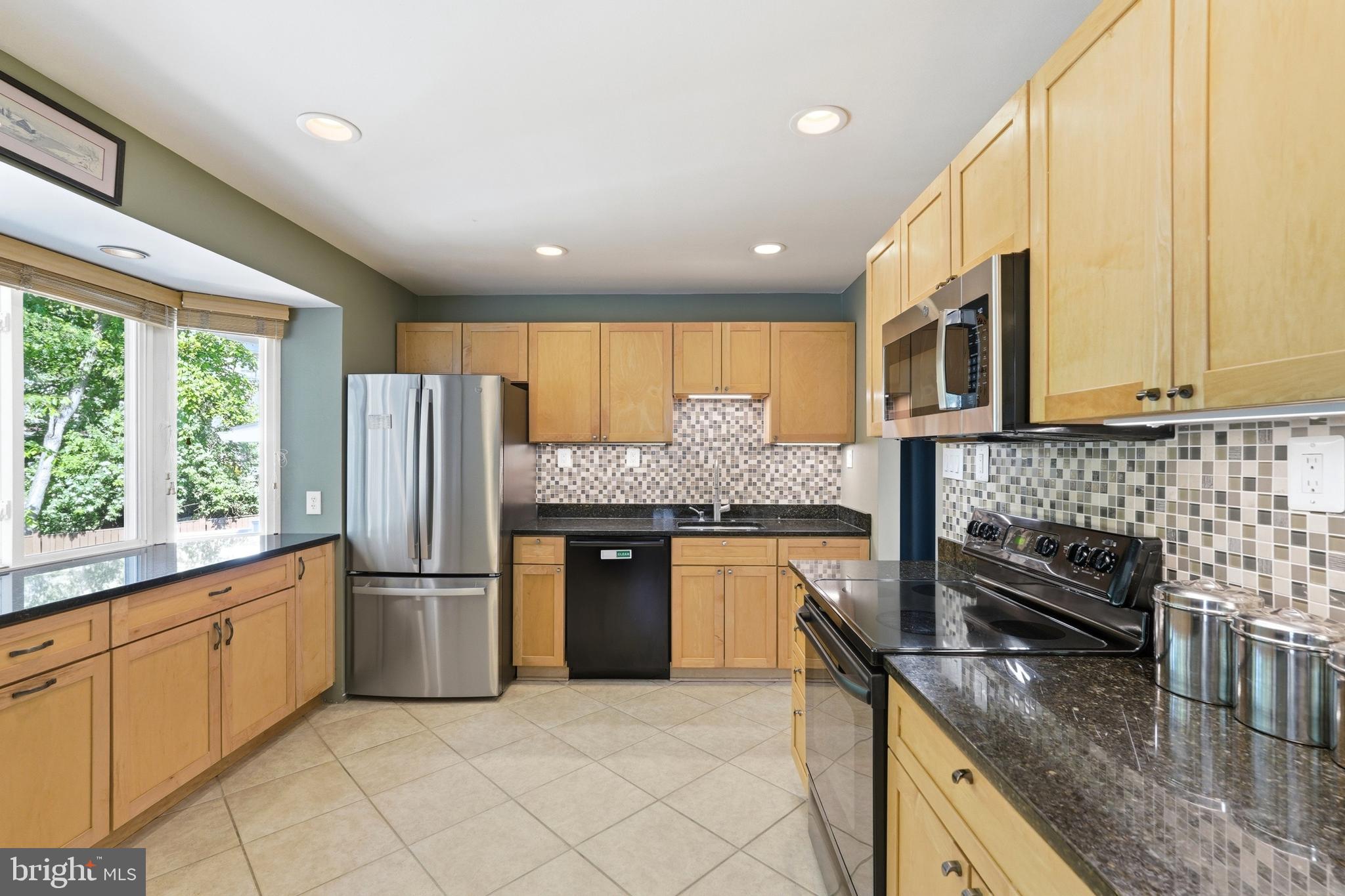 PLYERS MILL ESTATES - Residential