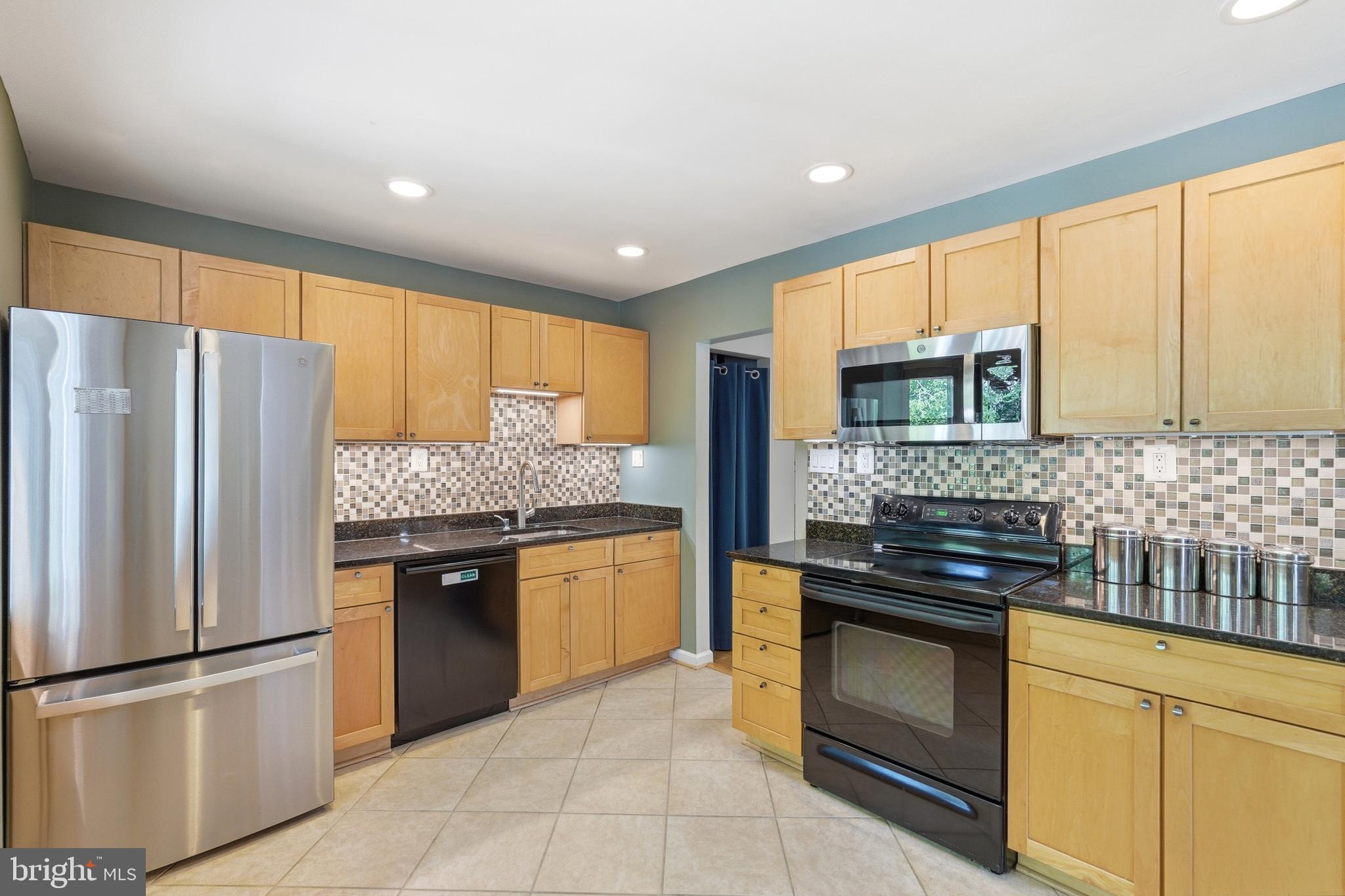 PLYERS MILL ESTATES - Residential
