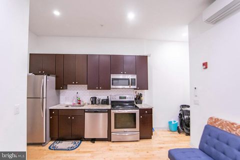 Homes For Rent - 1310 Spruce Street #202<br/> PHILADELPHIA, PA 19107