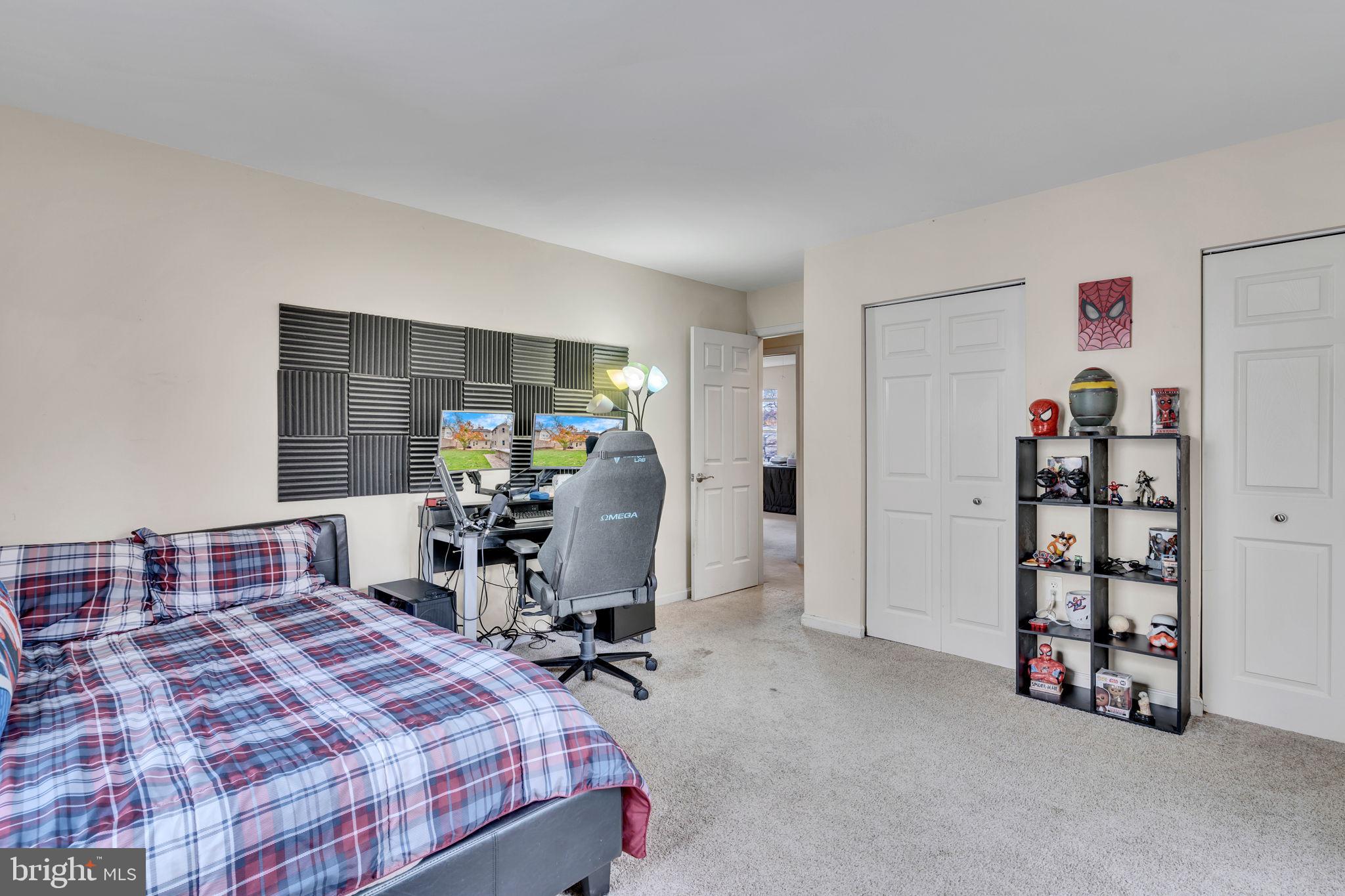 TUXEDO - Residential