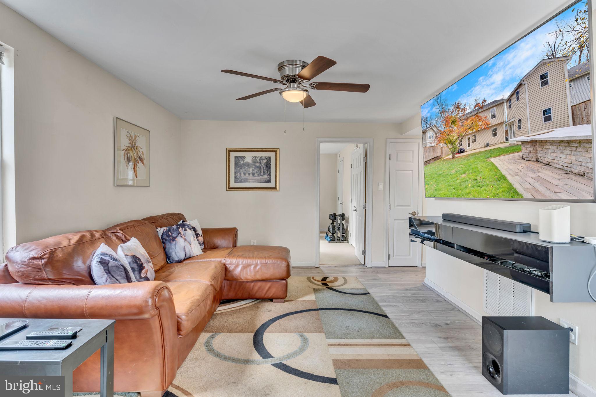 TUXEDO - Residential