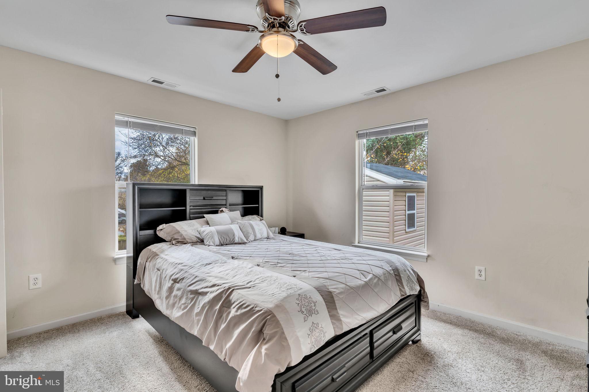 TUXEDO - Residential