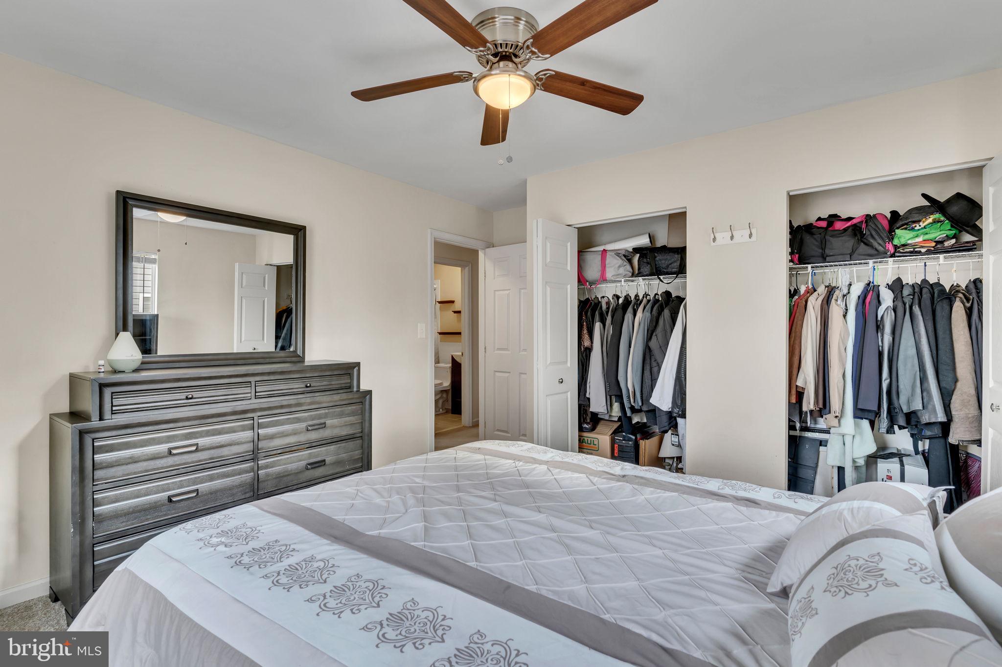 TUXEDO - Residential