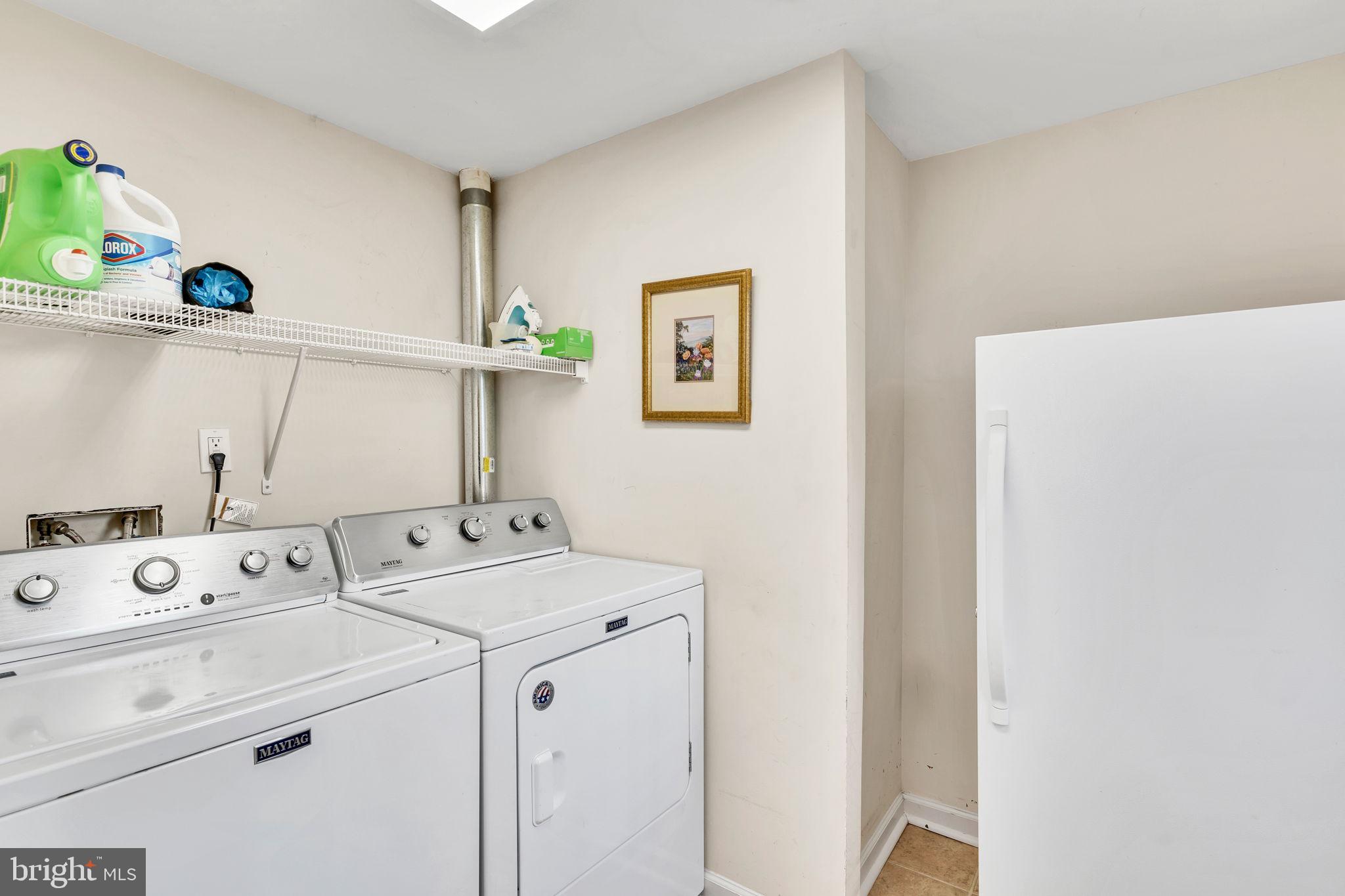 TUXEDO - Residential