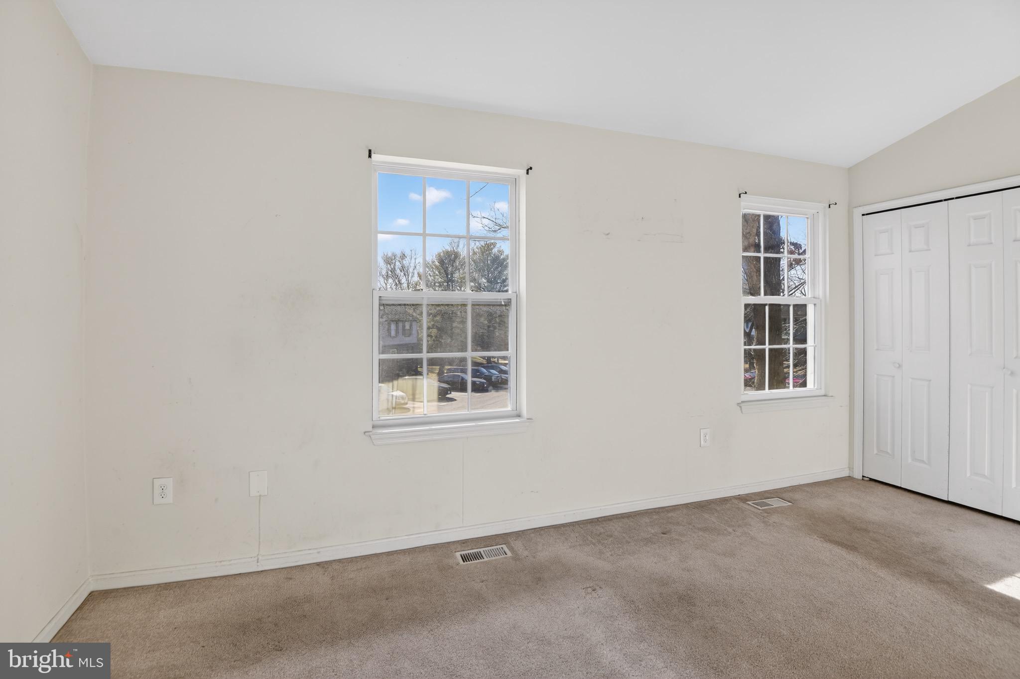 ENTERPRISE KNOLLS-PLAT F - Residential