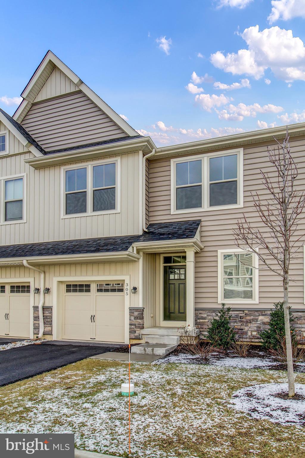 WALNUT WALK - Residential