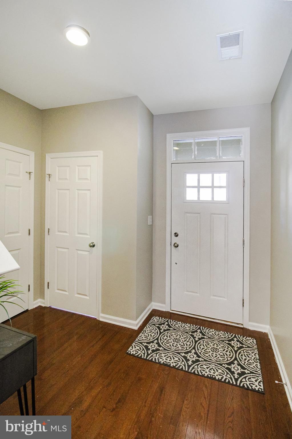 WALNUT WALK - Residential