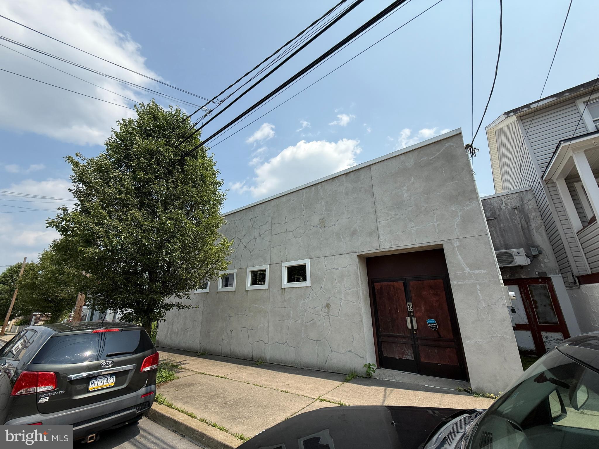 132 E PHILLIPS STREET