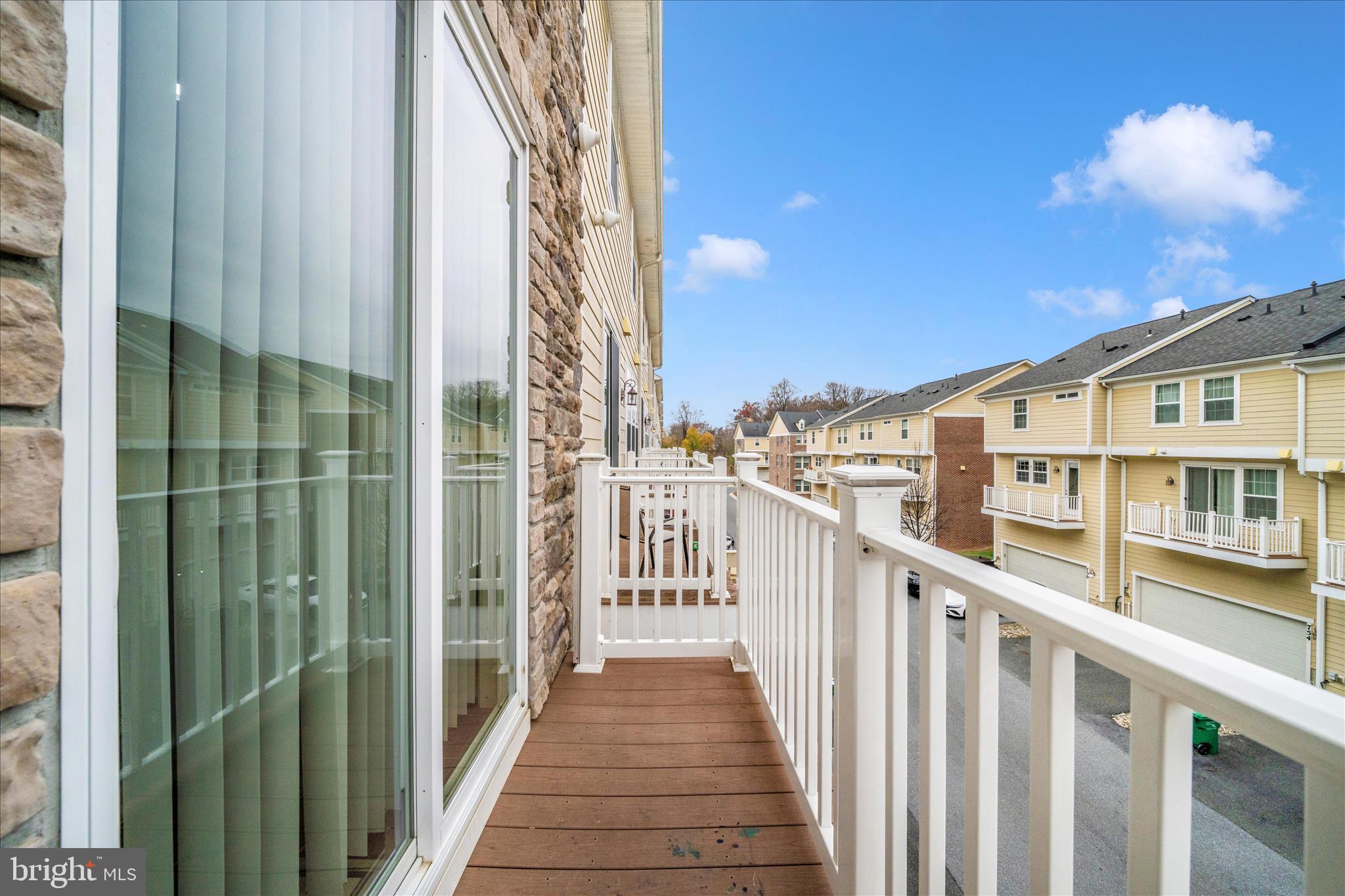 SUMMIT HALL RESERVE - Residential