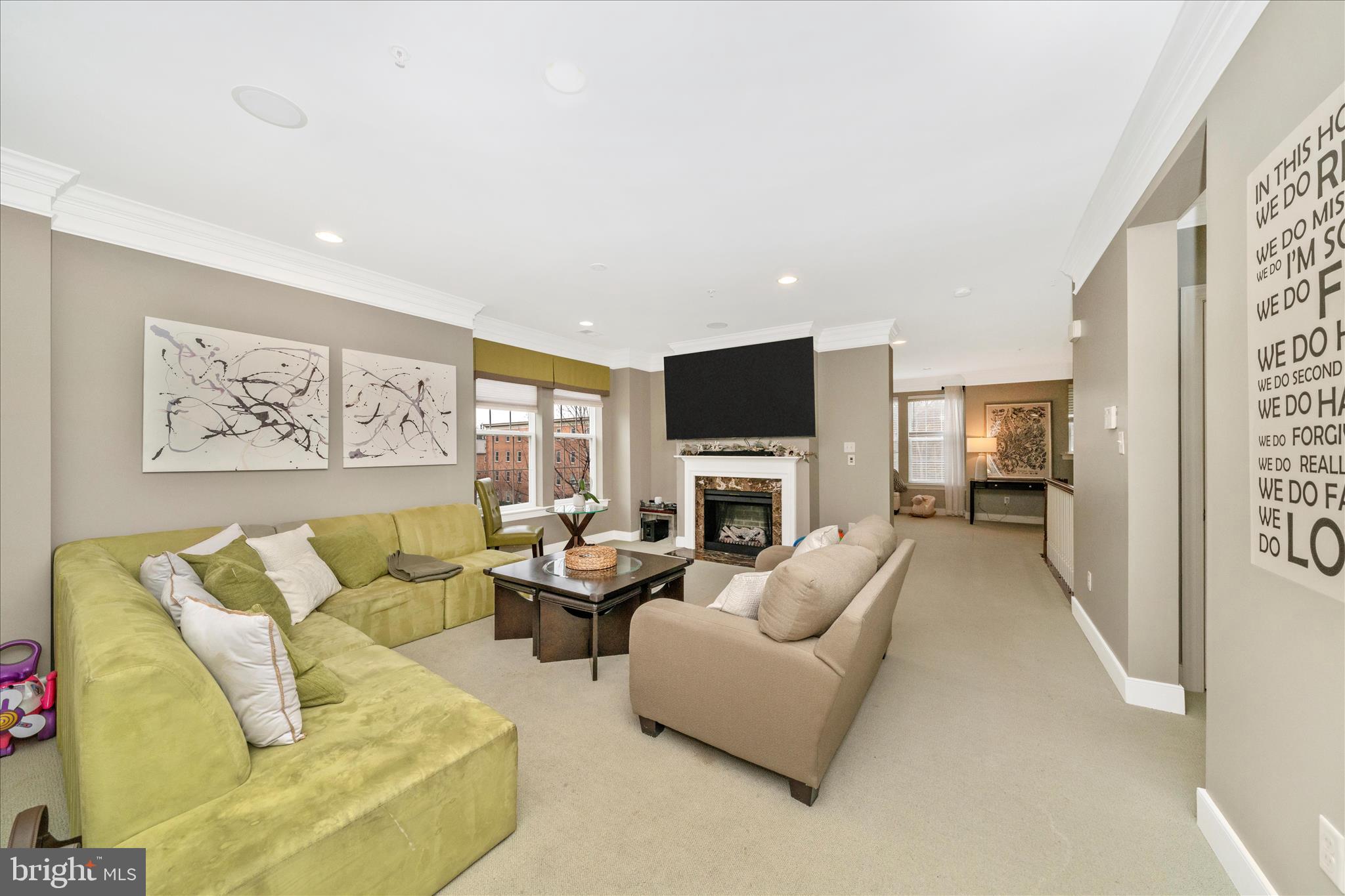 SUMMIT HALL RESERVE - Residential