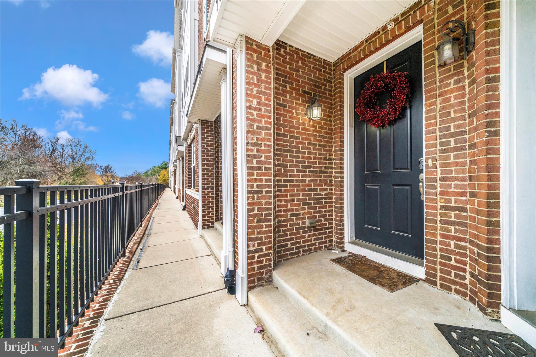 SUMMIT HALL RESERVE - Residential