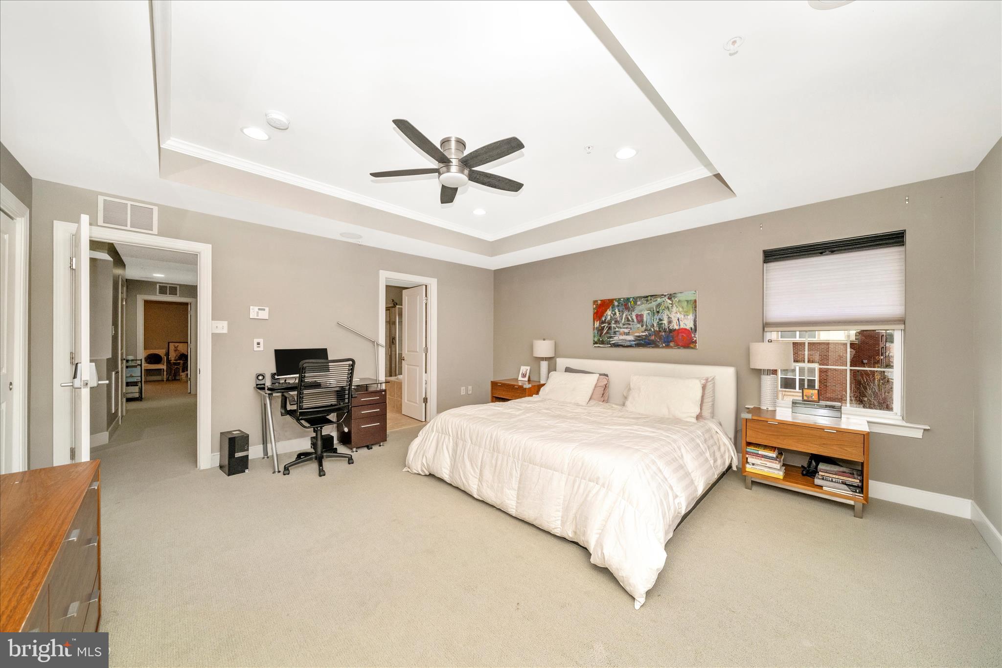 SUMMIT HALL RESERVE - Residential