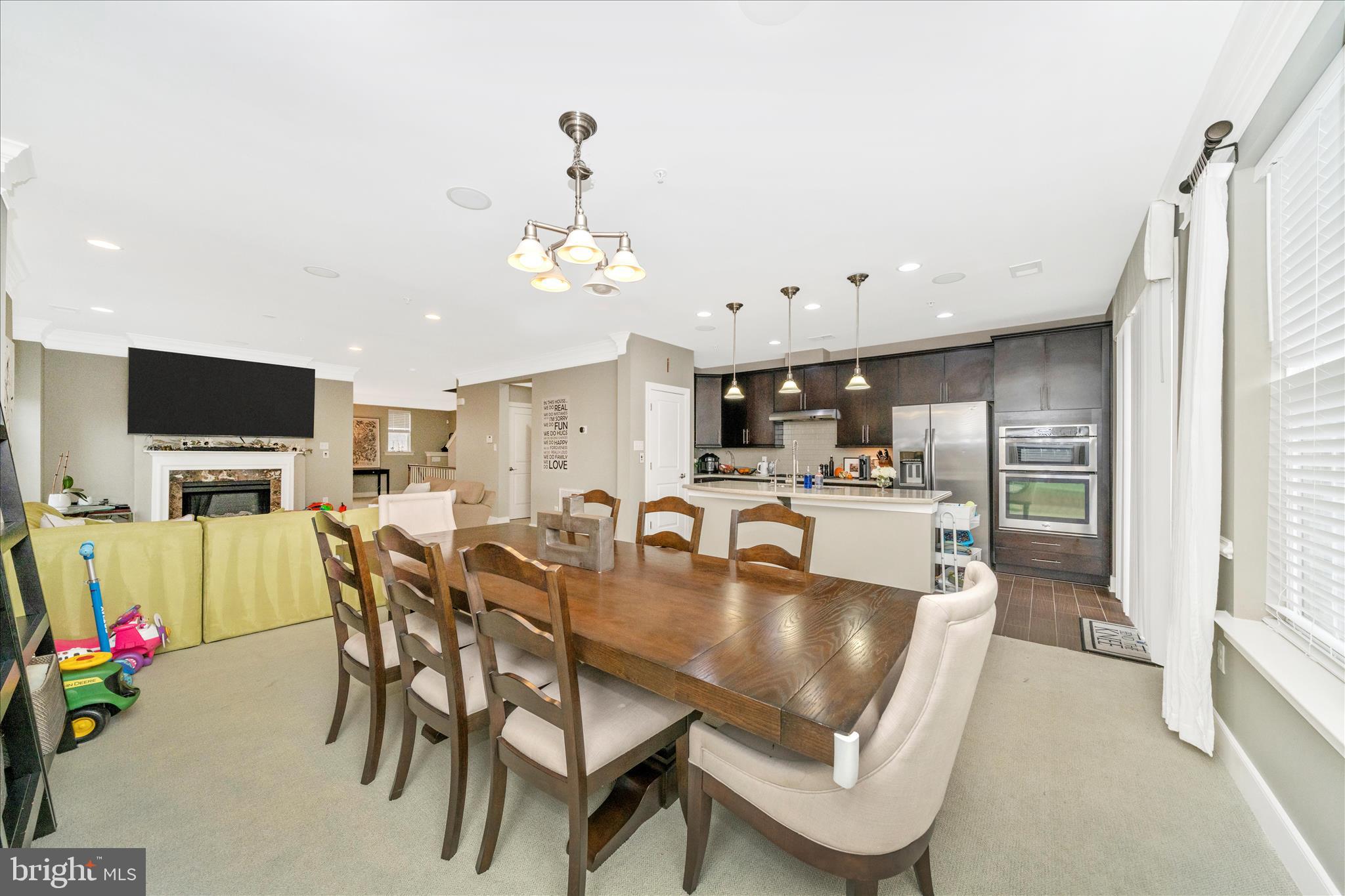 SUMMIT HALL RESERVE - Residential